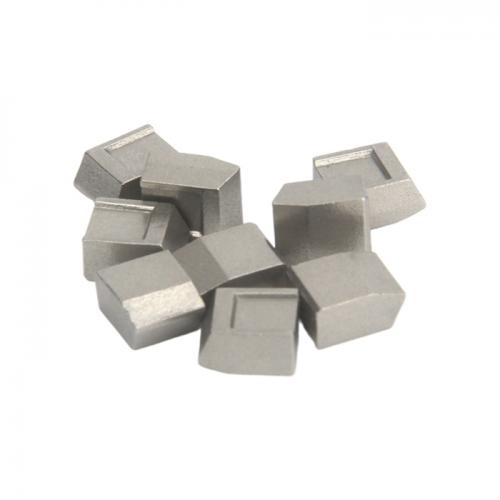 Tungsten carbide saw tips